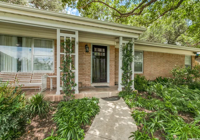 Photo 3 of Single family home for sale at 2811 Chisolm Trl, San Antonio, TX 78217 | MLS# 1972488 | Listing updated on 2026-08-29