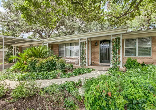 Photo 3 of Single family home for sale at 2811 Chisolm Trl, San Antonio, TX 78217 | MLS# 1972488 | Listing updated on 2026-08-29
