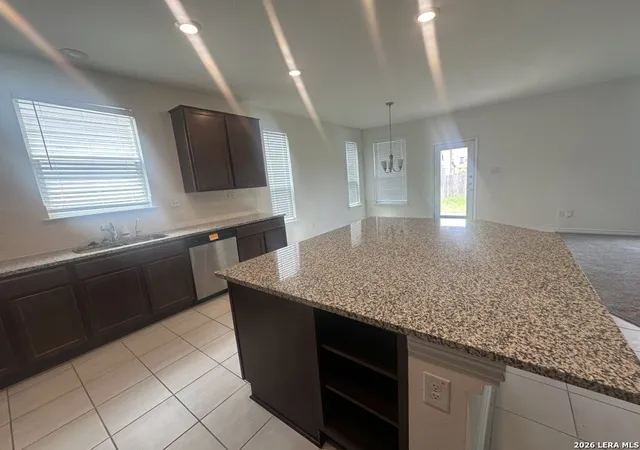 Photo 2 of Single family home for sale at 440 Sunrise Park, Seguin, TX 78155 | MLS# 1972493 | Listing updated on 2026-10-11