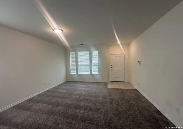 Photo 4 of Single family home for sale at 440 Sunrise Park, Seguin, TX 78155 | MLS# 1972493 | Listing updated on 2026-10-11