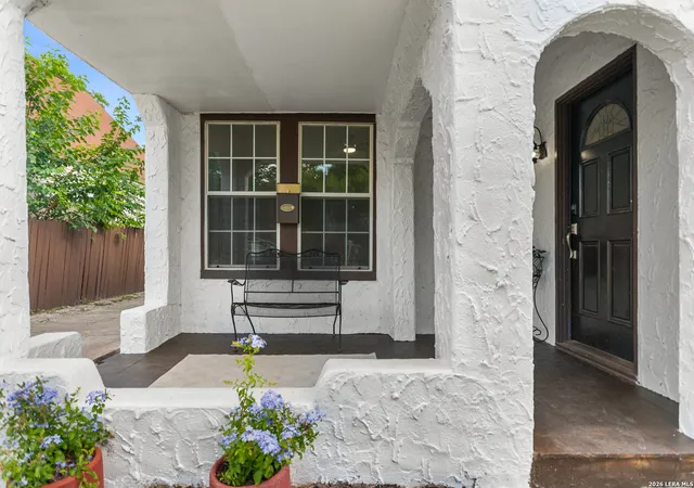 Homes for sale in San Antonio, TX | 1822 W Magnolia, San Antonio, TX 78201 | MLS# 1972502