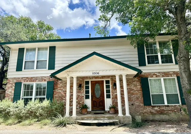 Homes for sale in San Antonio, TX | 11506 Whisper Rock St, San Antonio, TX 78230 | MLS# 1972503