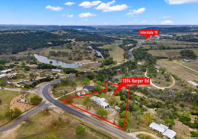 4th image of 1094 Harper Road, Kerrville, TX 78028 | MLS# 1972511