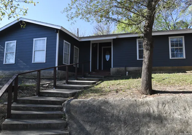 Homes for sale in San Antonio, TX | 3522 Bob Billa, San Antonio, TX 78223 | MLS# 1972529