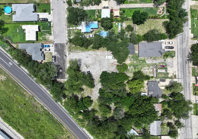 3rd image of 347 Ferris Ave, San Antonio, TX 78220 | MLS# 1972543