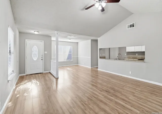 4th image of 4086 Winter Sunrise Dr, San Antonio, TX 78244 | MLS# 1972549