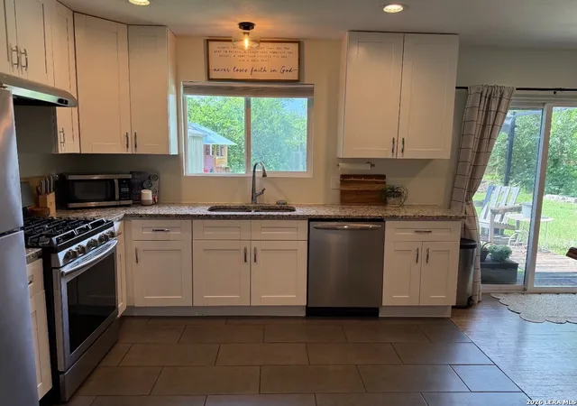 Photo 3 of Single family home for sale at 115 Addax Dr, San Antonio, TX 78213 | MLS# 1972567 | Listing updated on 2026-06-16