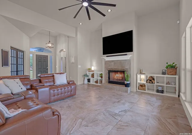 Photo 2 of Single family home for sale at 277 Texas Country Dr, New Braunfels, TX 78132 | MLS# 1972671 | Listing updated on 2026-09-17