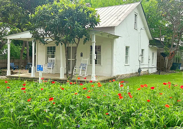 3rd image of 475 Butcher St, New Braunfels, TX 78130 | MLS# 1972672