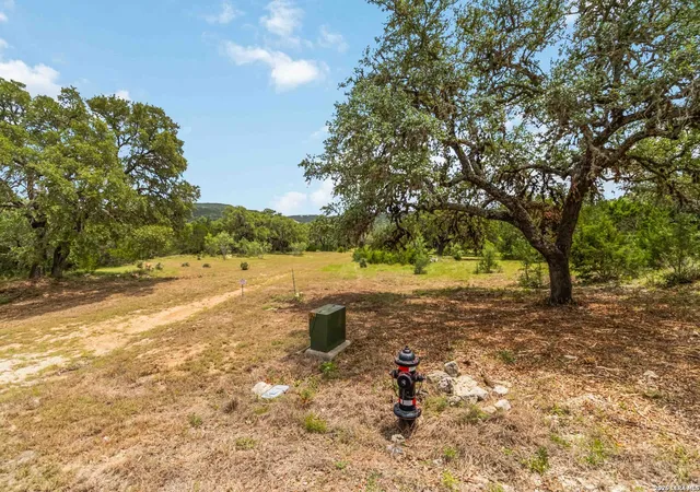 2nd image of 186 Private Road 1712, Mico, TX 78056 | MLS# 1972802