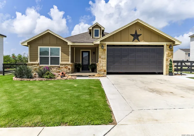 Homes for sale in Kenedy, TX | 615 Cadena Loop, Kenedy, TX 78119 | MLS# 1972863
