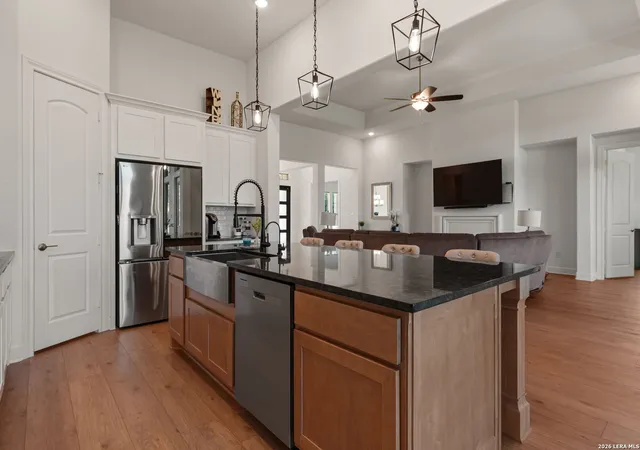 4th image of 601 Legend Park Dr, Castroville, TX 78009 | MLS# 1972866