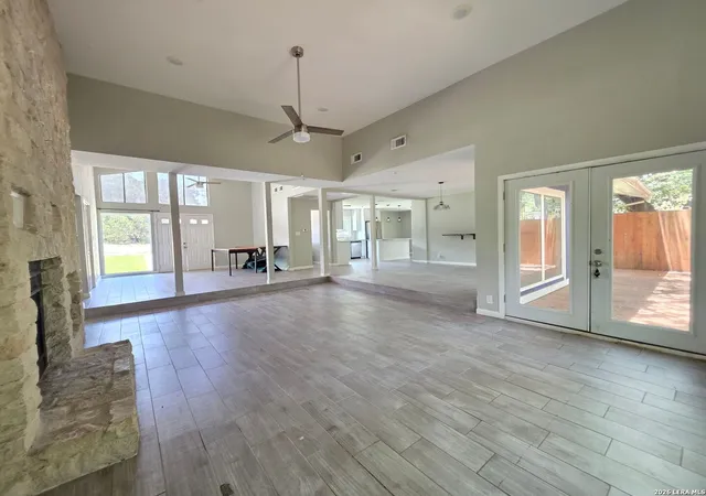 Photo 3 of Single family home for sale at 3019 Lakeview, Canyon Lake, TX 78133 | MLS# 1972879 | Listing updated on 2026-09-16