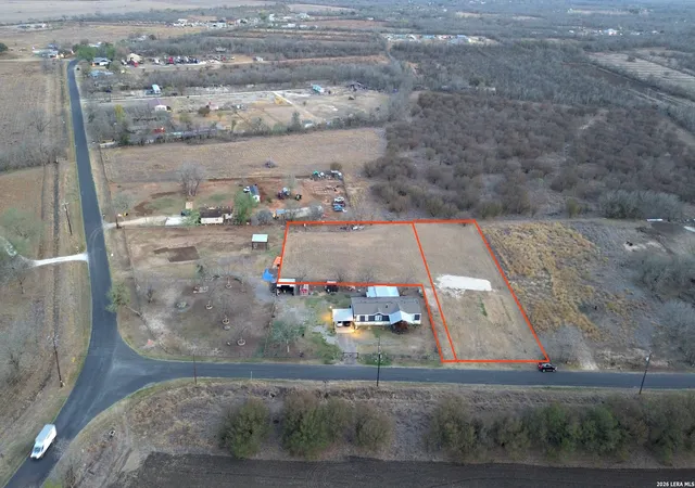 Land for sale at 11446 Hollowell Rd, Atascosa, TX 78002 | MLS# 1972895