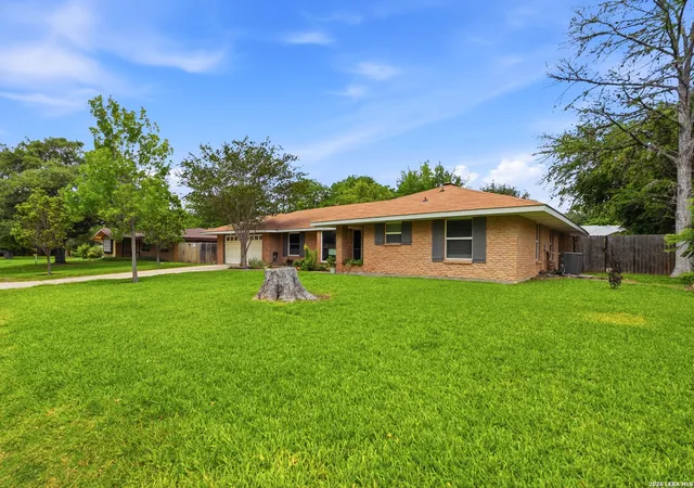 4th image of 429 Driftwind Dr, Windcrest, TX 78239 | MLS# 1972932