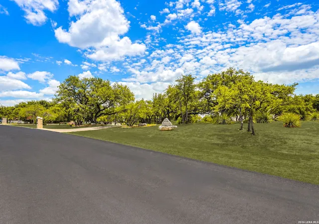 Photo 4 of Sale Pending at 8134 Triple Crown, Boerne, TX 78015 | MLS# 1972937 | Listing updated on 2026-08-15