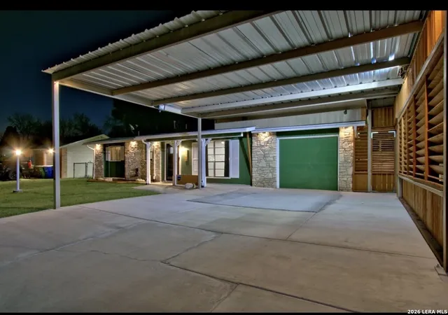 3rd image of 7226 Westglade Dr, San Antonio, TX 78227 | MLS# 1972951