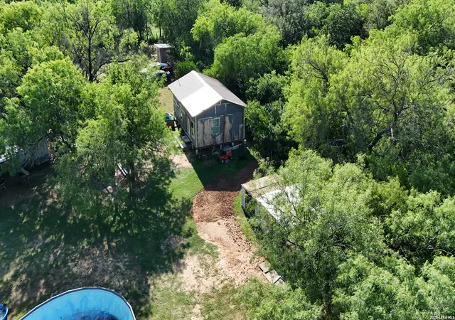 27th image of 14589 Railroad St, Lytle, TX 78052 | MLS# 1972970