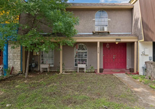 Photo 2 of Sale Pending at 6934 Neston Dr, San Antonio, TX 78239 | MLS# 1972990 | Listing updated on 2026-09-08