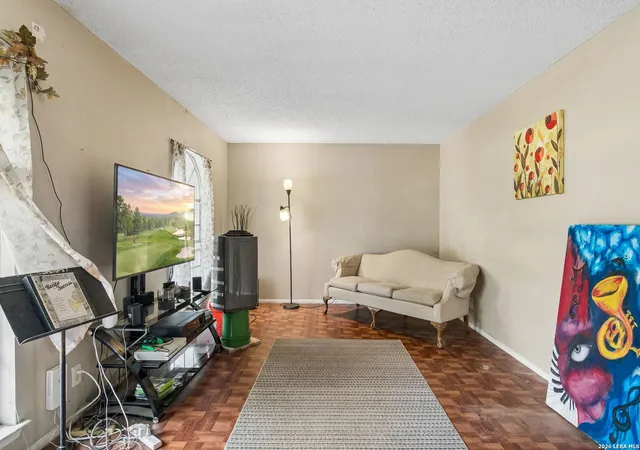 Photo 3 of Sale Pending at 6934 Neston Dr, San Antonio, TX 78239 | MLS# 1972990 | Listing updated on 2026-09-08