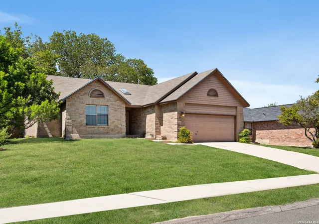2nd image of 8419 Tiguex, Universal City, TX 78148 | MLS# 1972998