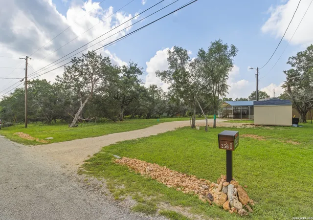 Homes for sale in Bandera, TX | 256 Nakomis Dr, Bandera, TX 78003 | MLS# 1973010