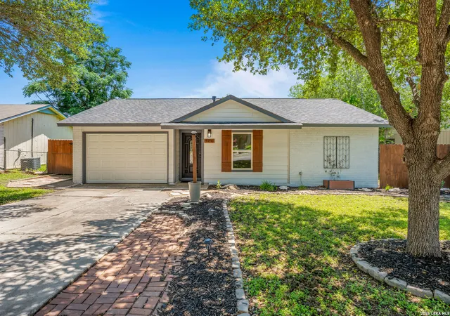 Homes for sale in Converse, TX | 9816 Meadow Hl, Converse, TX 78109 | MLS# 1973016