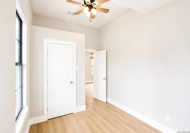 5th image of 1505 Monterey, San Antonio, TX 78207 | MLS# 1973018