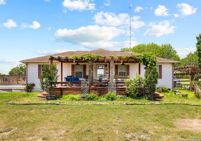 2nd image of 425 Old Pleasanton Rd, San Antonio, TX 78264 | MLS# 1973021