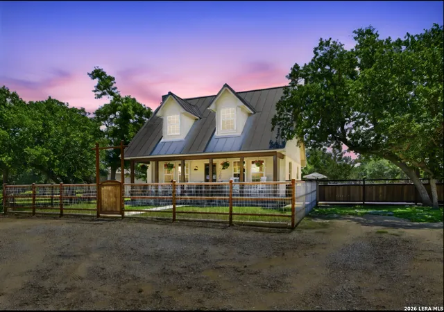 Photo 2 of Single family home for sale at 125 River Bluff Dr, Boerne, TX 78006 | MLS# 1973025 | Listing updated on 2026-09-17
