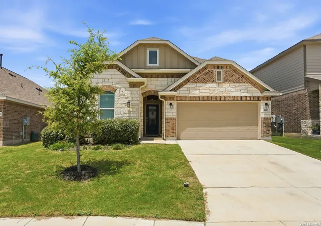 Photo 1 of Single family home for sale at 8912 Luciano Ridge, Seguin, TX 78155 | MLS# 1973055 | Listing updated on 2026-06-26