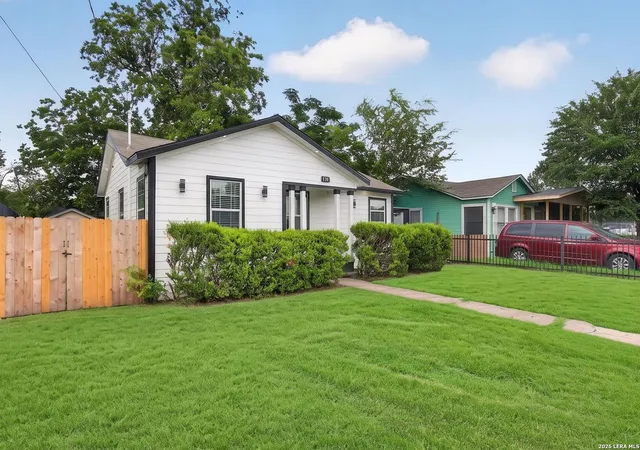 2nd image of 634 Drake Ave, San Antonio, TX 78204 | MLS# 1973067