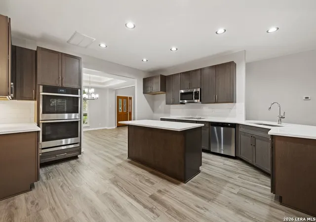 Photo 3 of Sale Pending at 17314 Fountain Blf Dr, San Antonio, TX 78248 | MLS# 1973185 | Listing updated on 2026-07-30