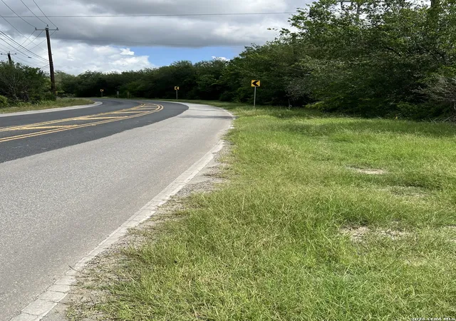 Photo 4 of Land for sale at 2307 Grosenbacher Rd, San Antonio, TX 78245 | MLS# 1973197 | Listing updated on 2026-09-18
