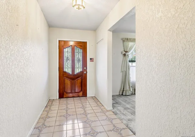 Homes for sale in Pleasanton, TX | 111 Mitch Thomas, Pleasanton, TX 78064 | MLS# 1973223