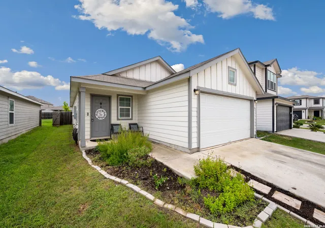 Photo 2 of Single family home for sale at 6235 Windy Grn, San Antonio, TX 78218 | MLS# 1973247 | Listing updated on 2026-07-12