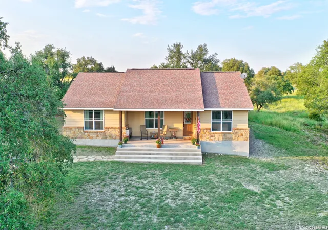 Homes for sale in Harper, TX | 245 Nw Big Sky Rd, Harper, TX 78631 | MLS# 1973252