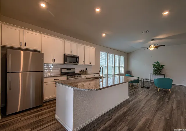 2nd image of 4939 Ranahan Pass, Saint Hedwig, TX 78152 | MLS# 1973254