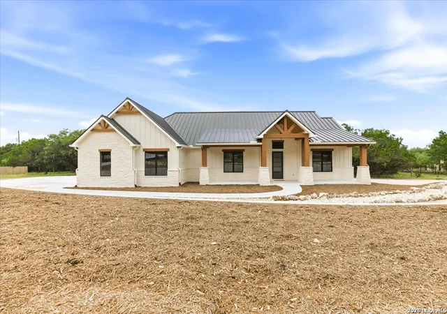 Photo 1 of Single family home for sale at 1744 Crossbow, Canyon Lake, TX 78133 | MLS# 1973309 | Listing updated on 2026-09-14