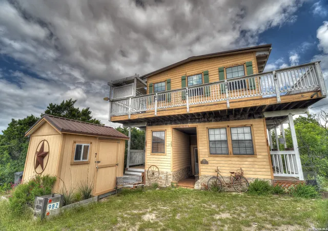4th image of 982 Skyview Ln, Camp Wood, TX 78833 | MLS# 1973344