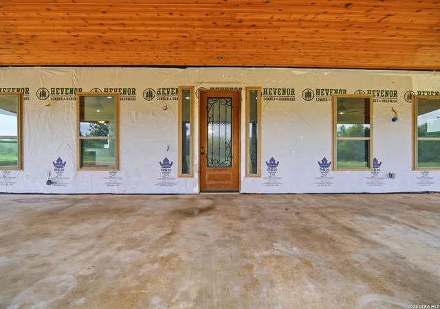 Homes for sale in Yancey, TX | 1253 County Road 7421, Yancey, TX 78886 | MLS# 1973349