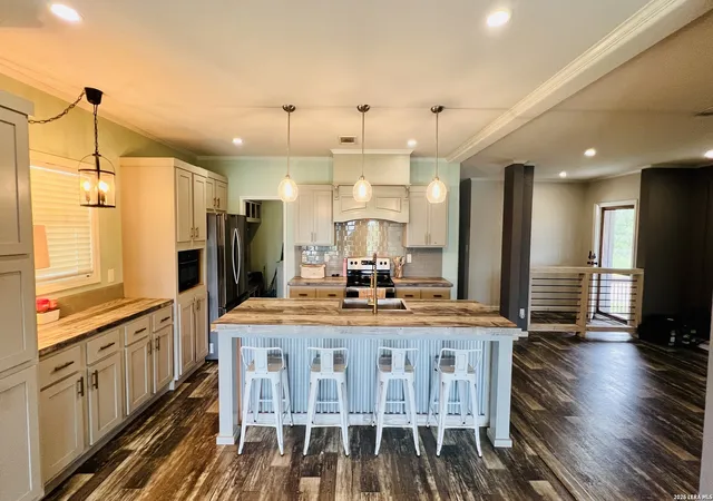 Photo 1 of Single family home for sale at 153 May Rd, Pleasanton, TX 78064 | MLS# 1973379 | Listing updated on 2026-06-28