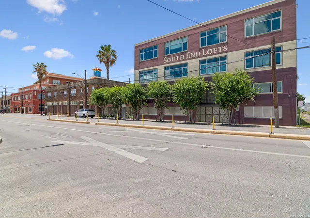 38th image of 1339 S Flores #203, San Antonio, TX 78204 | MLS# 1973384