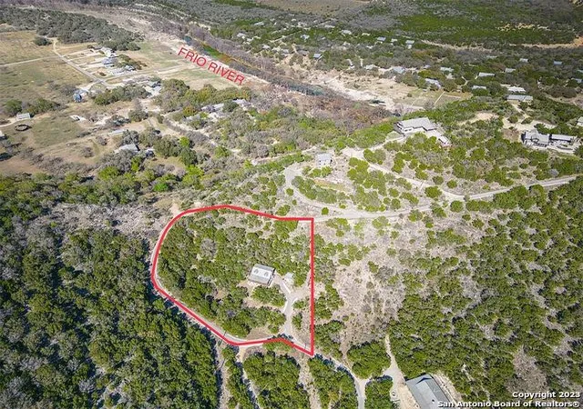4th image of 606 Canyon Oaks Dr, Concan, TX 78838 | MLS# 1973426