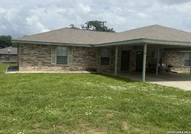 Photo 2 of Multi family home for sale at 1052 Long St, Pleasanton, TX 78064 | MLS# 1973442 | Listing updated on 2026-06-17
