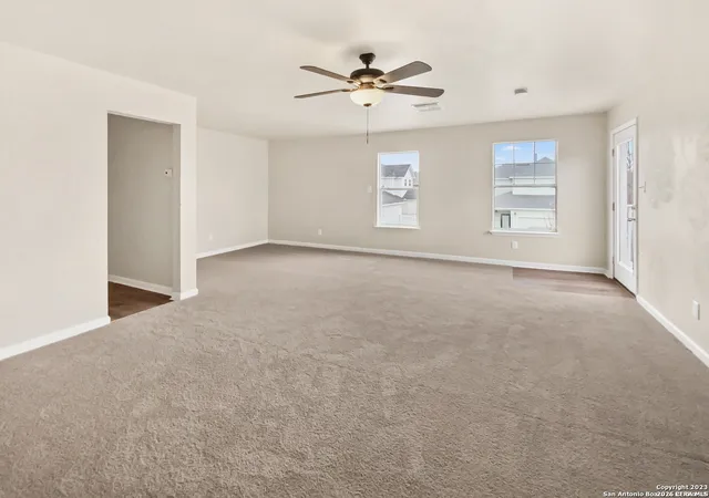 Homes for sale in Floresville, TX | 121 Lark Hill, Floresville, TX 78114 | MLS# 1973444