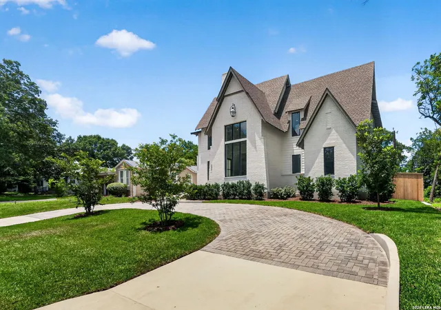 Homes for sale in Alamo Heights, TX | 255 Claywell Dr, Alamo Heights, TX 78209 | MLS# 1973461