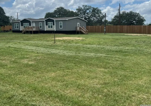 Photo 2 of Single family home for sale at 112 County Road 158, Floresville, TX 78114 | MLS# 1973477 | Listing updated on 2026-09-01