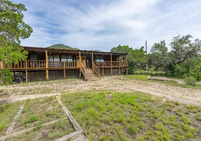 Homes for sale in Utopia, TX | 447 Blesssing Lane, Utopia, TX 78884 | MLS# 1973486