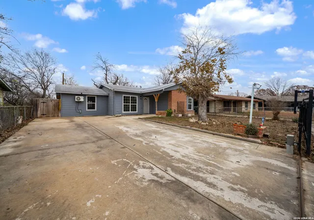 Photo 2 of Single family home for sale at 131 Westmont, San Antonio, TX 78227 | MLS# 1973504 | Listing updated on 2026-09-08